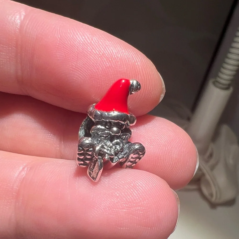 Seated Santa Charm